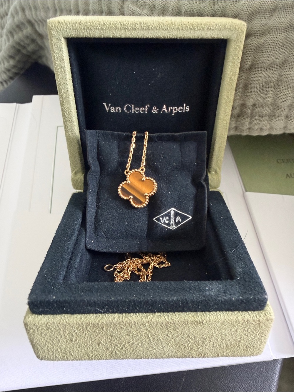 Authentic Van Cleef & Arpels Alhambra Necklace Tiger Eye Stone 18k Yellow Gold
